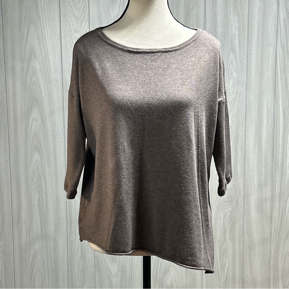 Lyn Asymmetrical 3/4 Sleeve Sweater Size Medium